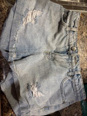 Forever 21 Kids Light Blue Washed Denim Shorts